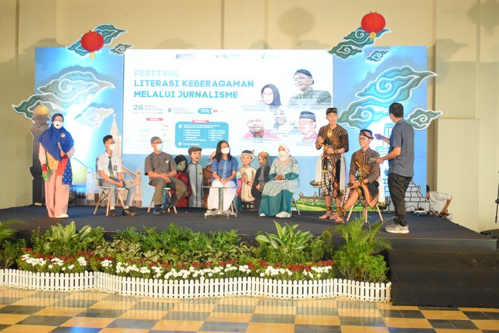 Sorak Bahagia Peserta Penuhi Festival Literasi Keberagaman Solopos