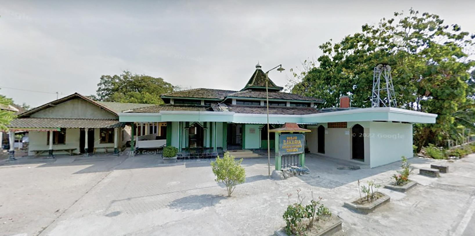 Istimewa/Google Street View Masjid Zakaria di Kauman, Masaran, Sragen, yang tertangkap kamera Google Street View beberapa waktu lalu. Di kampung itu, terdapat makam Eyang Zakaria dan petilasan yang diduga merupakan bekas bangunan masjid.